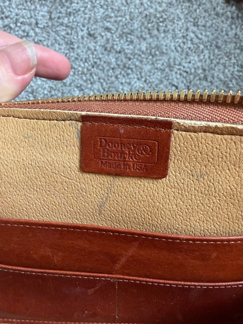 Vintage Dooney - Picture 5 of 7